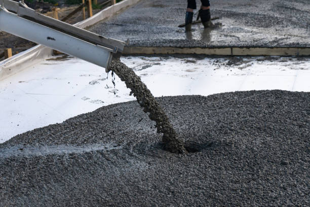 Best Concrete Installation Cost  in Town And Country, MO