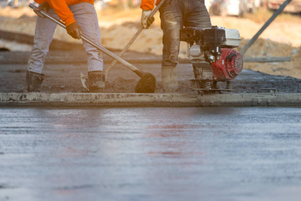 Best Custom Concrete Contractor  in Town And Country, MO