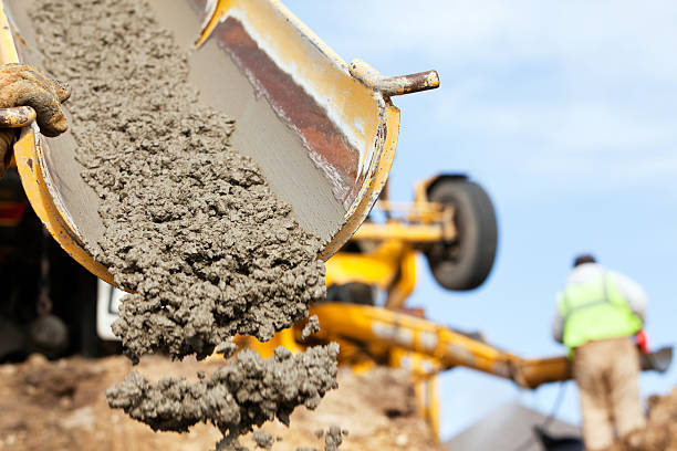 Best Concrete Driveway Repair Near Me  in Town And Country, MO